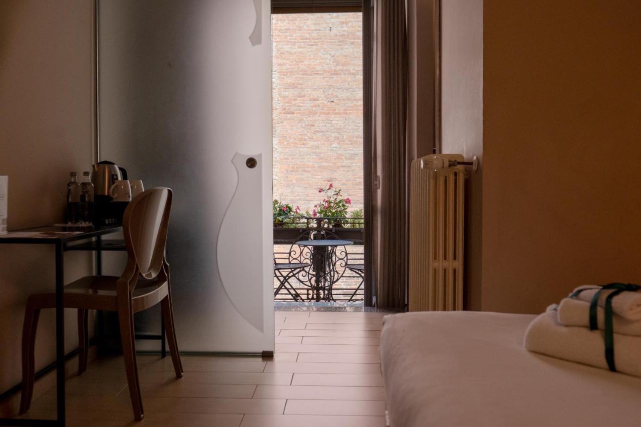Hotel Duomo Кремона Екстер'єр фото